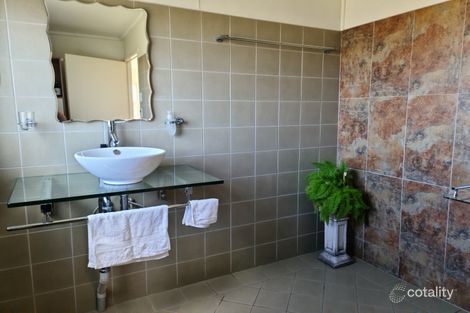 Property photo of 2 Vanneck Street Yangan QLD 4371