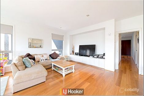 Property photo of 8 Hooton Street Forde ACT 2914
