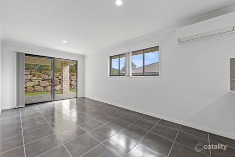 Property photo of 7 Hanlin Way Pimpama QLD 4209