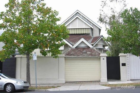 Property photo of 2 Mathoura Road Toorak VIC 3142