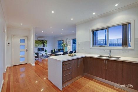 Property photo of 3/16 Yarra Avenue Reservoir VIC 3073
