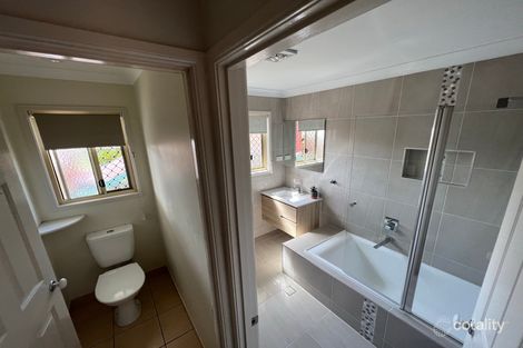Property photo of 21 Waratah Crescent Tannum Sands QLD 4680