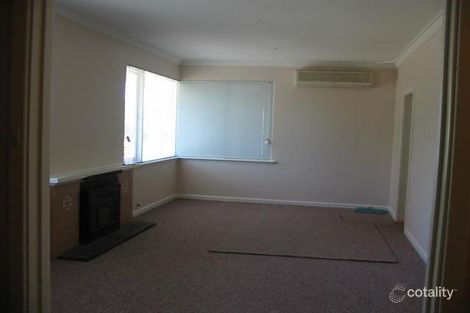 Property photo of 8 Beadman Court Medina WA 6167