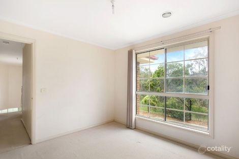Property photo of 25 Gresswell Park Drive Watsonia VIC 3087
