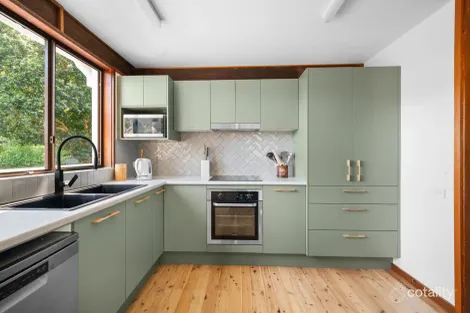 Property photo of 26 Yugari Crescent Daleys Point NSW 2257