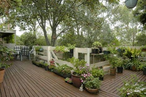 Property photo of 15 Thomas Street Eltham VIC 3095