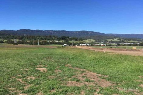 Property photo of 4 Bombala Street Tullimbar NSW 2527