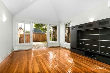 Property photo of 32 Wave Street Elwood VIC 3184