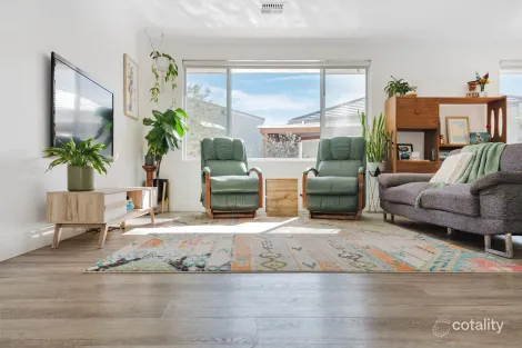 Property photo of 25 Bertha Loop Dudley Park WA 6210