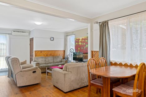 Property photo of 12 Kanooka Grove Doveton VIC 3177