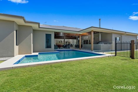 Property photo of 108-110 Cocos Drive Ningi QLD 4511