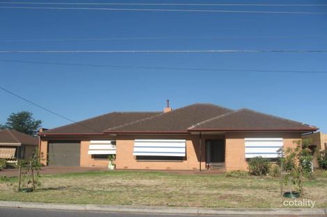 57 Eyre Cres, Valley View, SA 5093