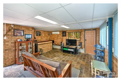 Property photo of 9 Macnevin Street Norman Gardens QLD 4701