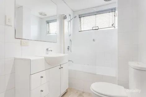 Property photo of 2/1 Ilikai Place Dee Why NSW 2099