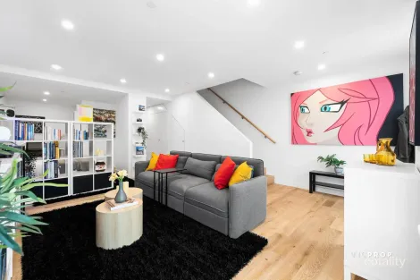 Property photo of 1/642 Doncaster Road Doncaster VIC 3108