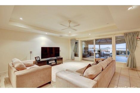 Property photo of 7 Harbour Drive Gulfview Heights SA 5096