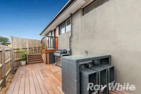 Property photo of 343 Hull Road Mooroolbark VIC 3138