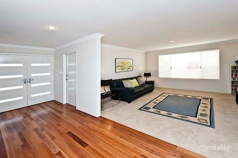 Property photo of 25 Holloways Ridge Secret Harbour WA 6173