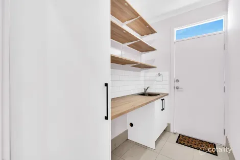 Property photo of 8A Lorraine Avenue Para Vista SA 5093