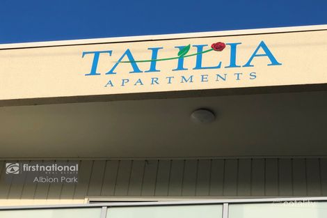 Property photo of 9/125 Lake Entrance Road Barrack Heights NSW 2528