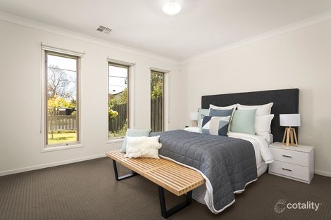 Property photo of 2/19 Lind Street Strathmore VIC 3041