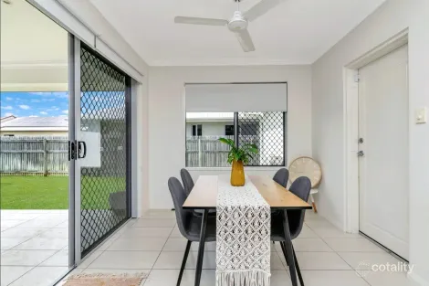 Property photo of 17 Summergold Street Mount Low QLD 4818
