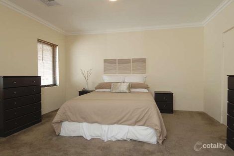 Property photo of 48 Three Bears Loop Secret Harbour WA 6173