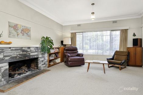 Property photo of 19 Burroughs Road Balwyn VIC 3103