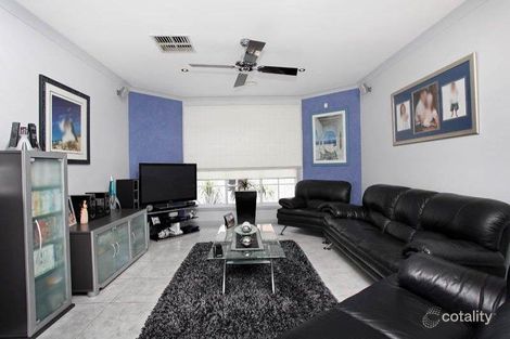 Property photo of 1 Martens Court Taylors Lakes VIC 3038