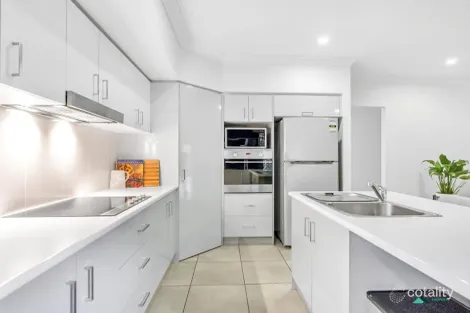 Property photo of 39 Starboard Street Trinity Beach QLD 4879