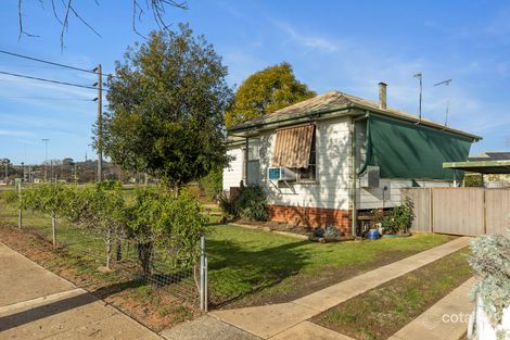 Property photo of 1 Spooner Avenue Mount Austin NSW 2650