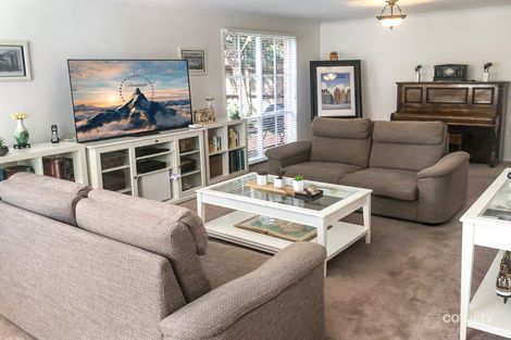 Property photo of 66 Quarry Hills Drive Berwick VIC 3806