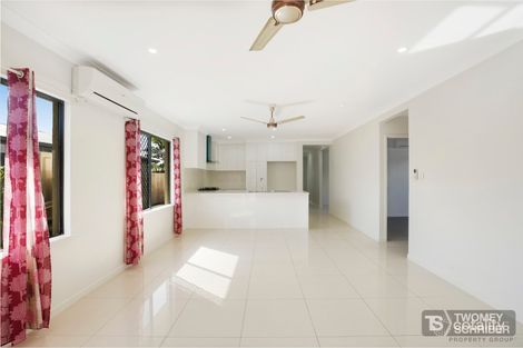 Property photo of 19 Arrowsmith Close Smithfield QLD 4878