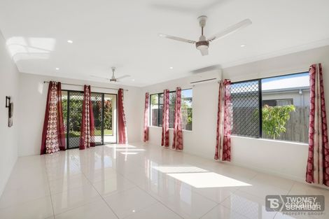 Property photo of 19 Arrowsmith Close Smithfield QLD 4878
