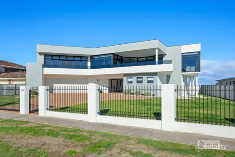 47d Old Bass Hwy, Wynyard, TAS 7325