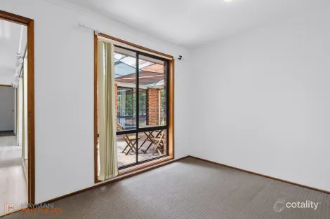 Property photo of 5 Boehm Close Isaacs ACT 2607