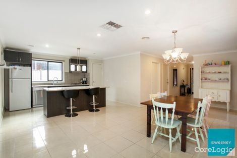 Property photo of 10 Redbox Crescent Burnside Heights VIC 3023