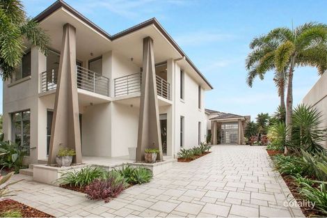 Property photo of 291 Monaco Street Broadbeach Waters QLD 4218