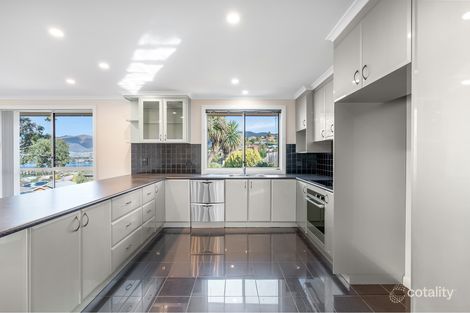 Property photo of 4 Wigram Court Old Beach TAS 7017