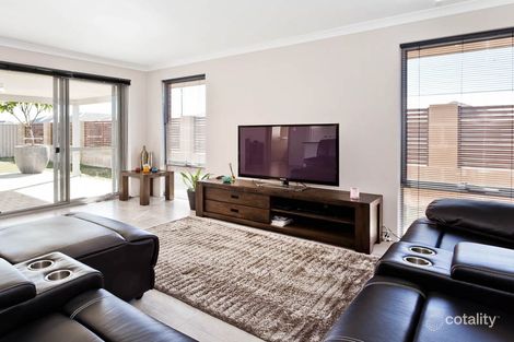 Property photo of 7 Rhoeo Outlook Sinagra WA 6065