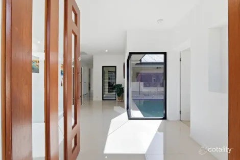 Property photo of 14 Ballinger Place Pelican Waters QLD 4551