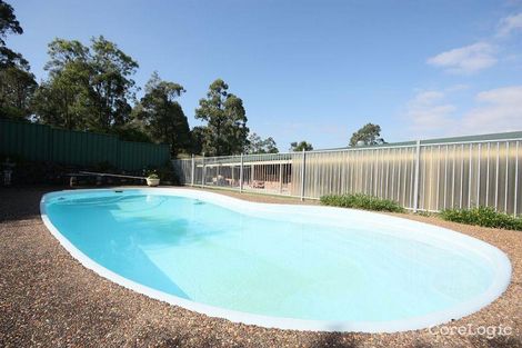 Property photo of 2 Lester Close Wattle Ponds NSW 2330