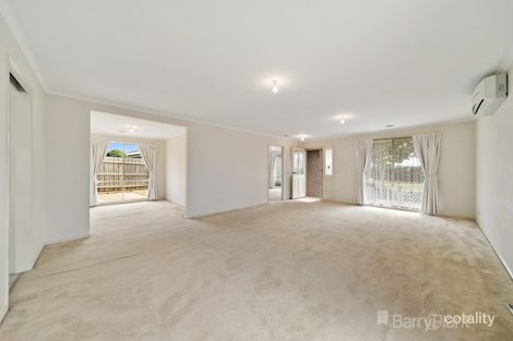 Property photo of 25 Montebello Boulevard Narre Warren South VIC 3805