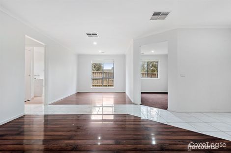Property photo of 35 Briarcrest Drive Cranbourne East VIC 3977