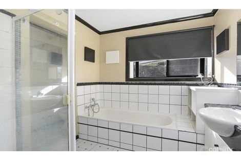 Property photo of 9 Merlin Crescent Corio VIC 3214