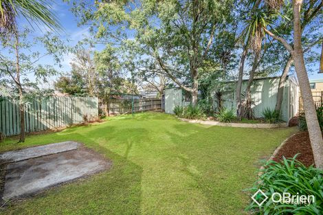 Property photo of 16 Brentwood Crescent Frankston VIC 3199