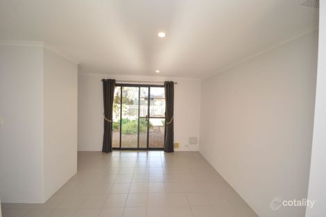 Property photo of 2/1 Mariners Cove Drive Dudley Park WA 6210