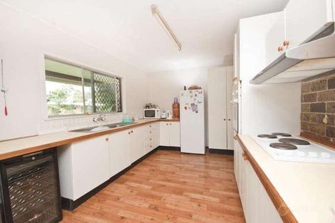 Property photo of 4 Jacaranda Street Holloways Beach QLD 4878