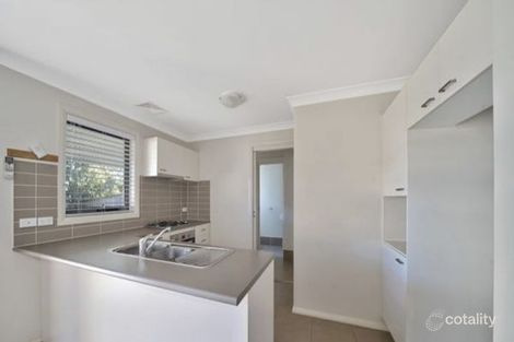 Property photo of 21 Grenada Road Glenfield NSW 2167