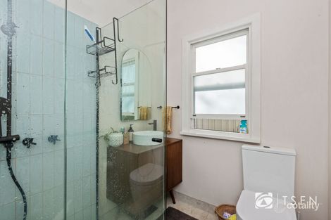 Property photo of 4 Royal Avenue Kennington VIC 3550